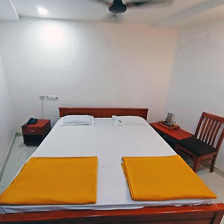 Staymaker Shri Shakti Residency Hubli Exterior foto
