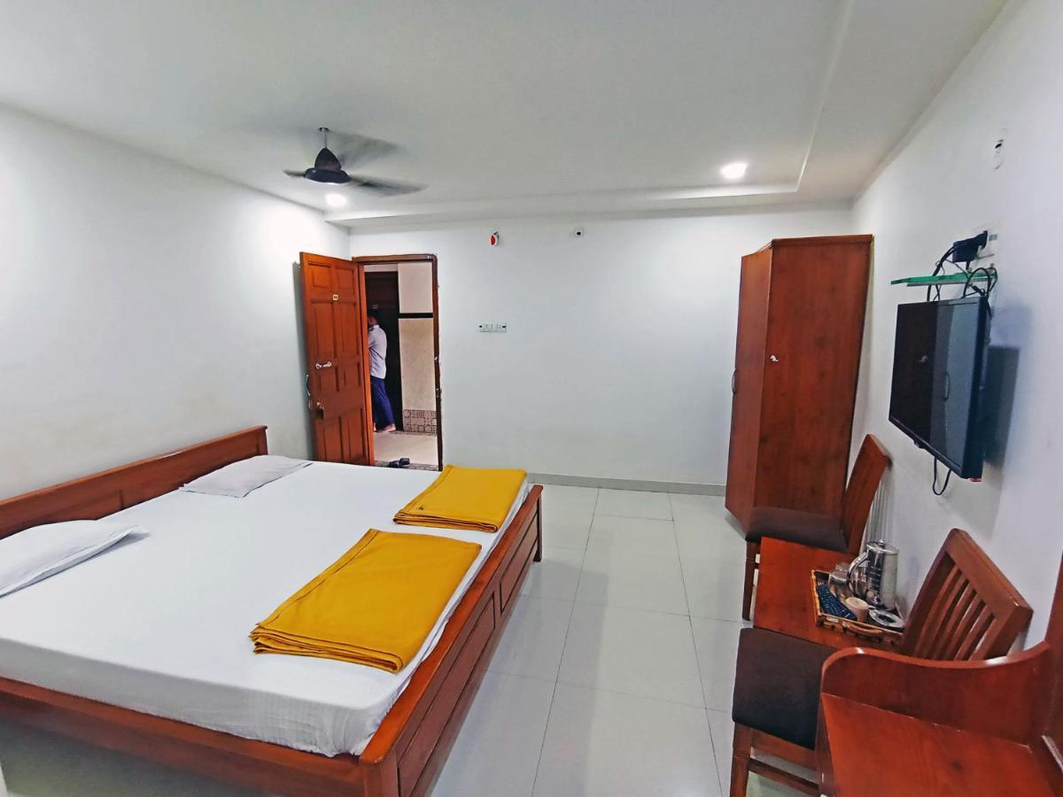 Staymaker Shri Shakti Residency Hubli Exterior foto